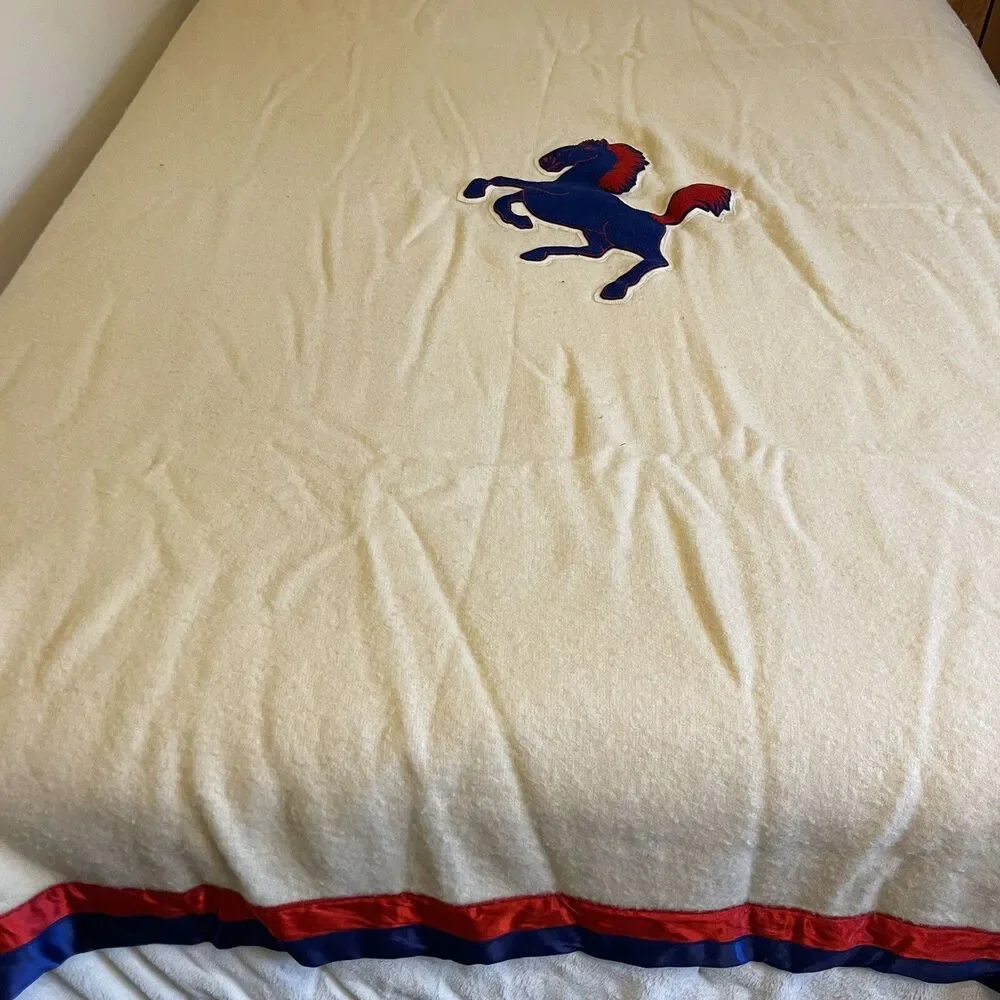 Wool Blanket Ivory Blue Red Satin Trim Embroidered Horse Patch Size 72x82